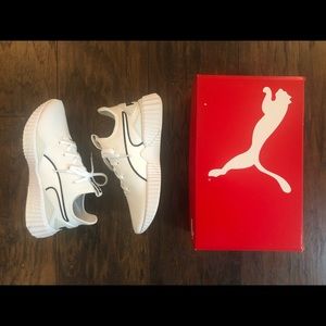 White Puma Defy 7 Women’s Sneaker